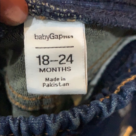 3 for $30 Baby gap boys adjustable waist jeans new - Picture 2 of 3